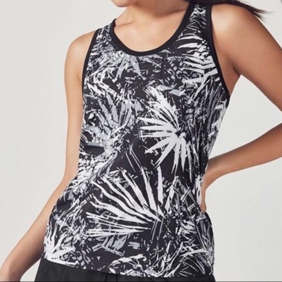 Fabletics Tops - Fabletics Tank Size Medium